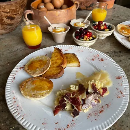 L'escampe Bed & Breakfast 3*