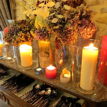 לינה וארוחת בוקר L'escampe